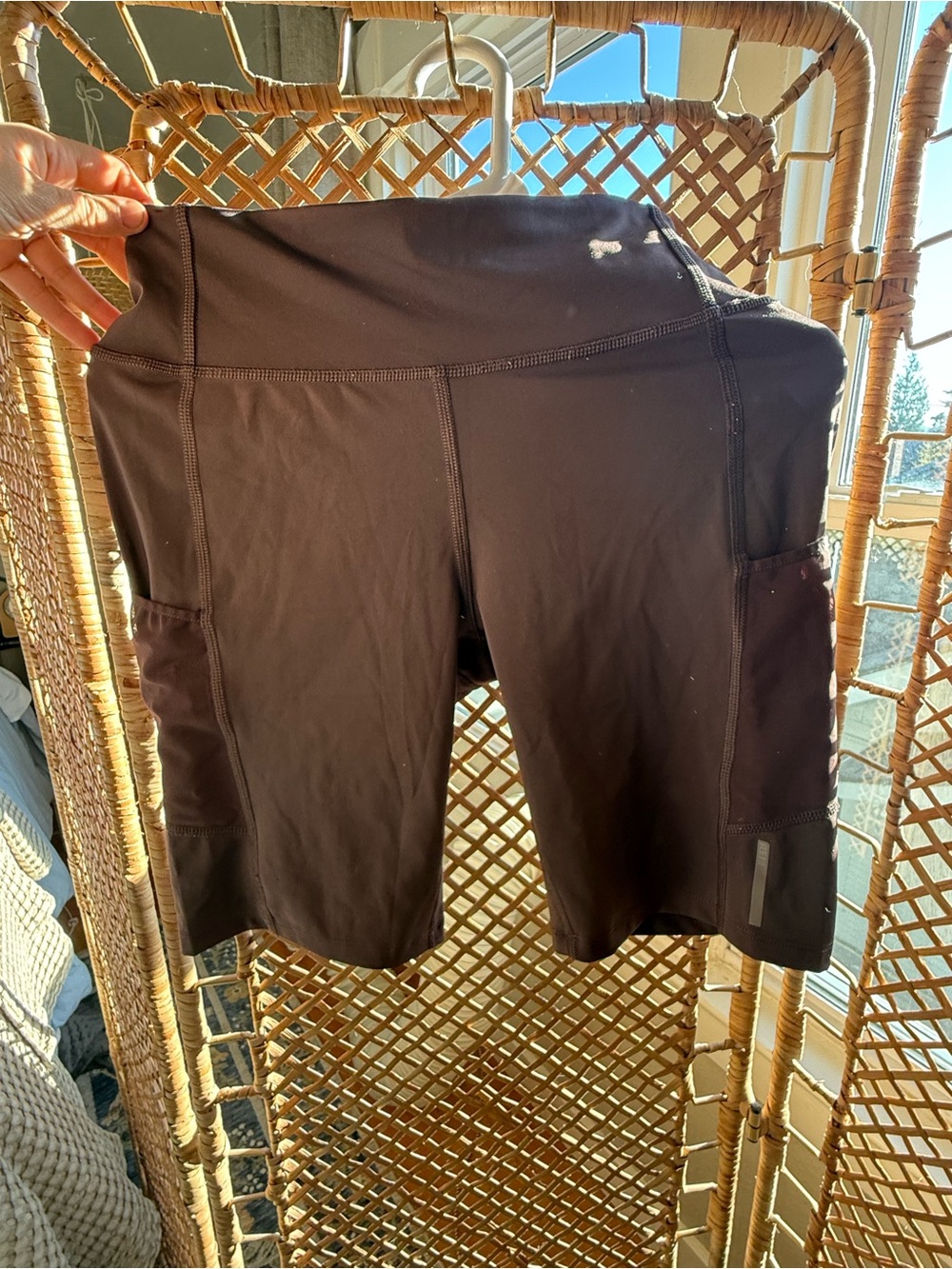 Womens REI High-Rise Black hiking Shorts with Side Pockets